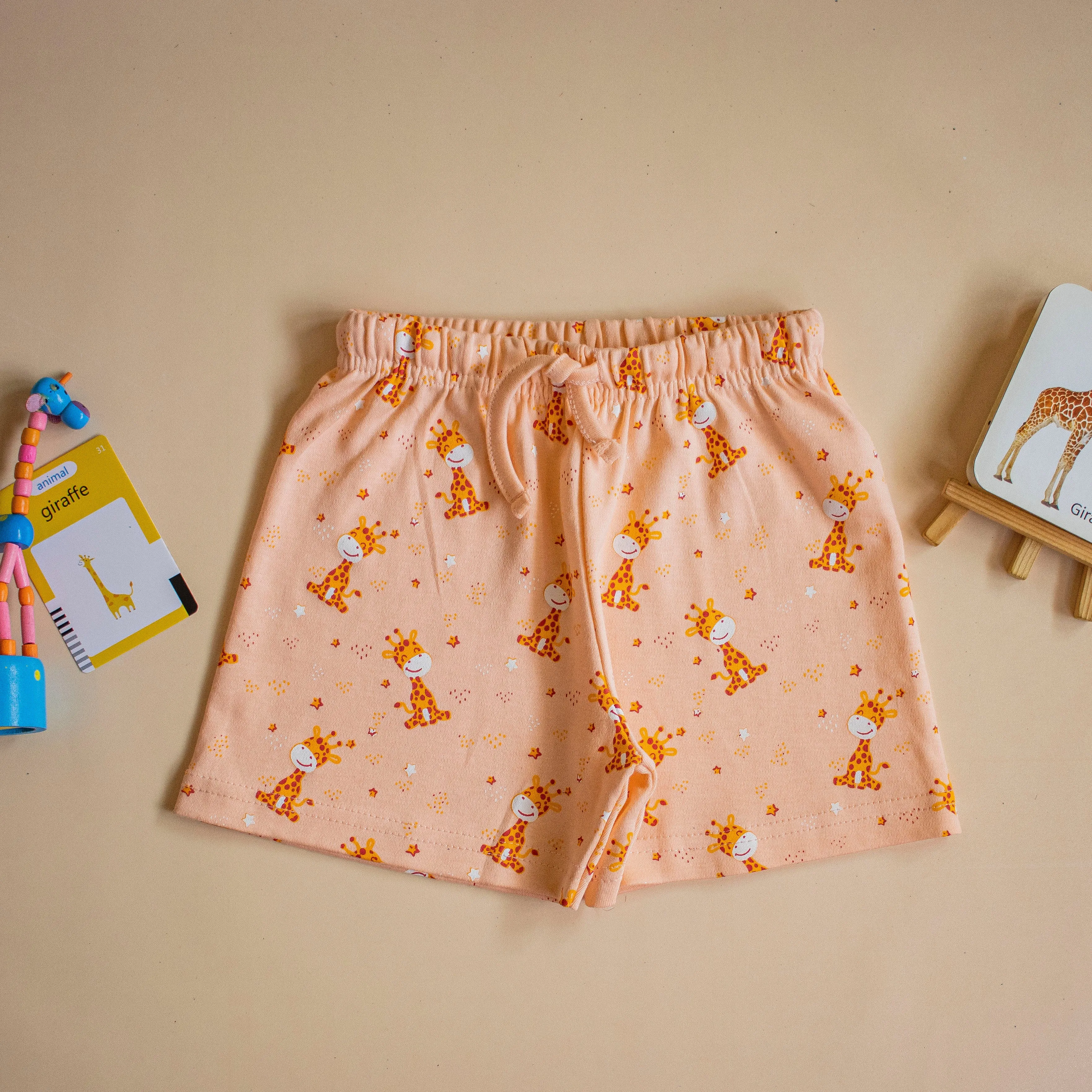 Giraffe T-Shirt With Shorts