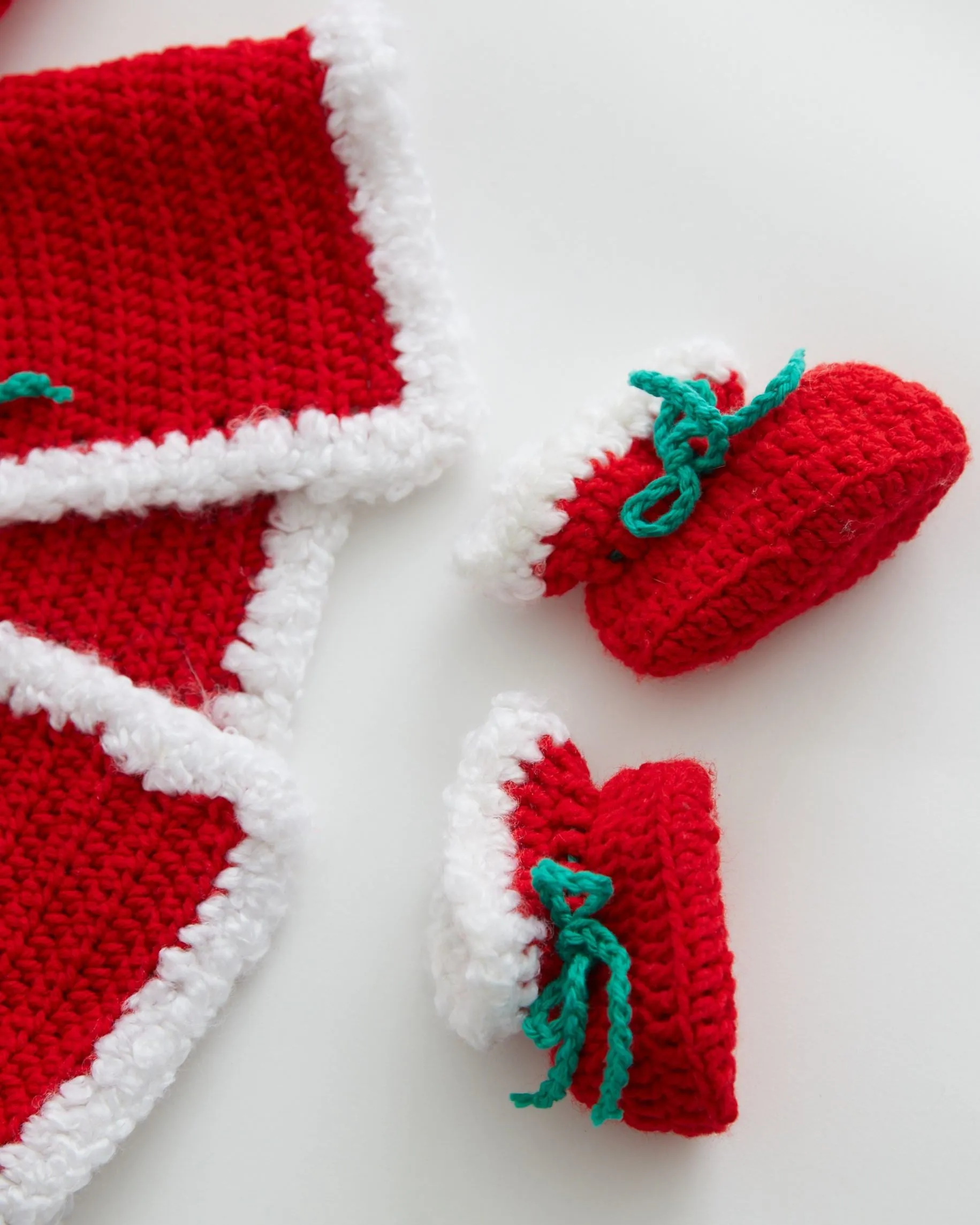 Santa Baby Set Crochet Pattern